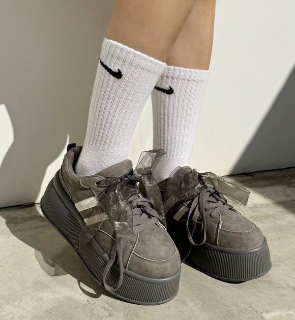  「リボンカスタムスニーカー」|その他|チャコールグレー