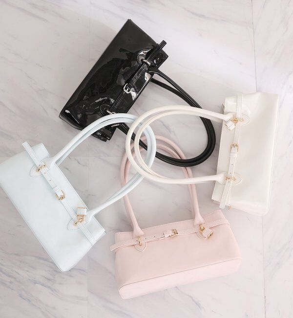  「ベルト付きエナメルバッグ」|ショルダー・メッセンジャー|