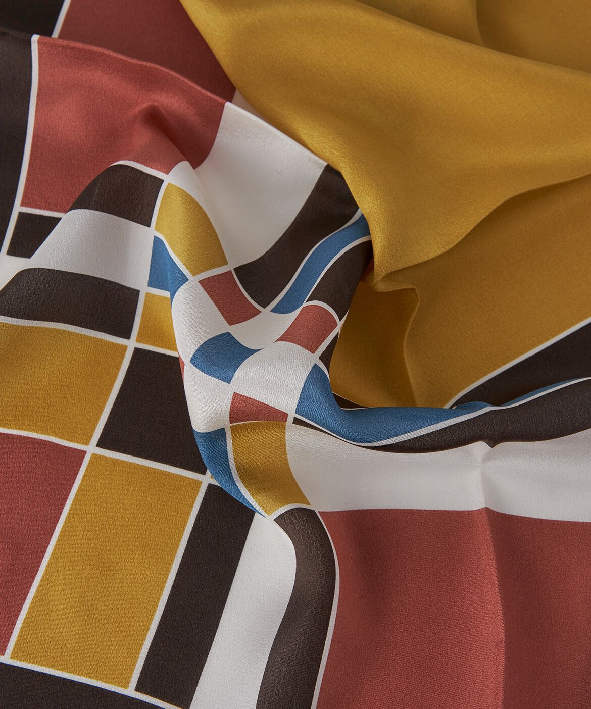 INED「幾何学柄スカーフ」|ストール|