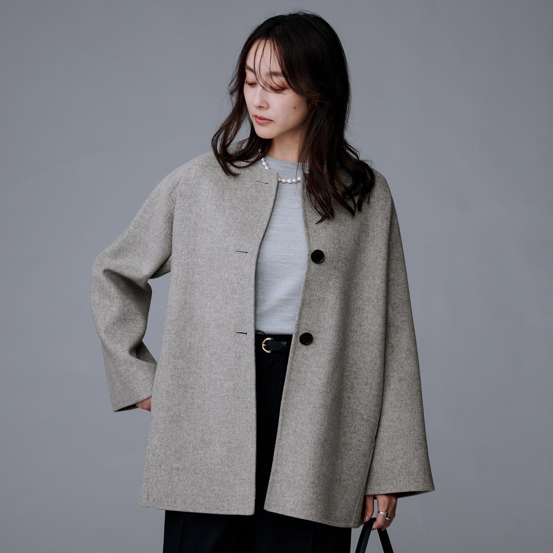 UNTITLED「【ミディ丈/軽やか】セミラグランリバー コート」|ノーカラーコート|グレー(012)