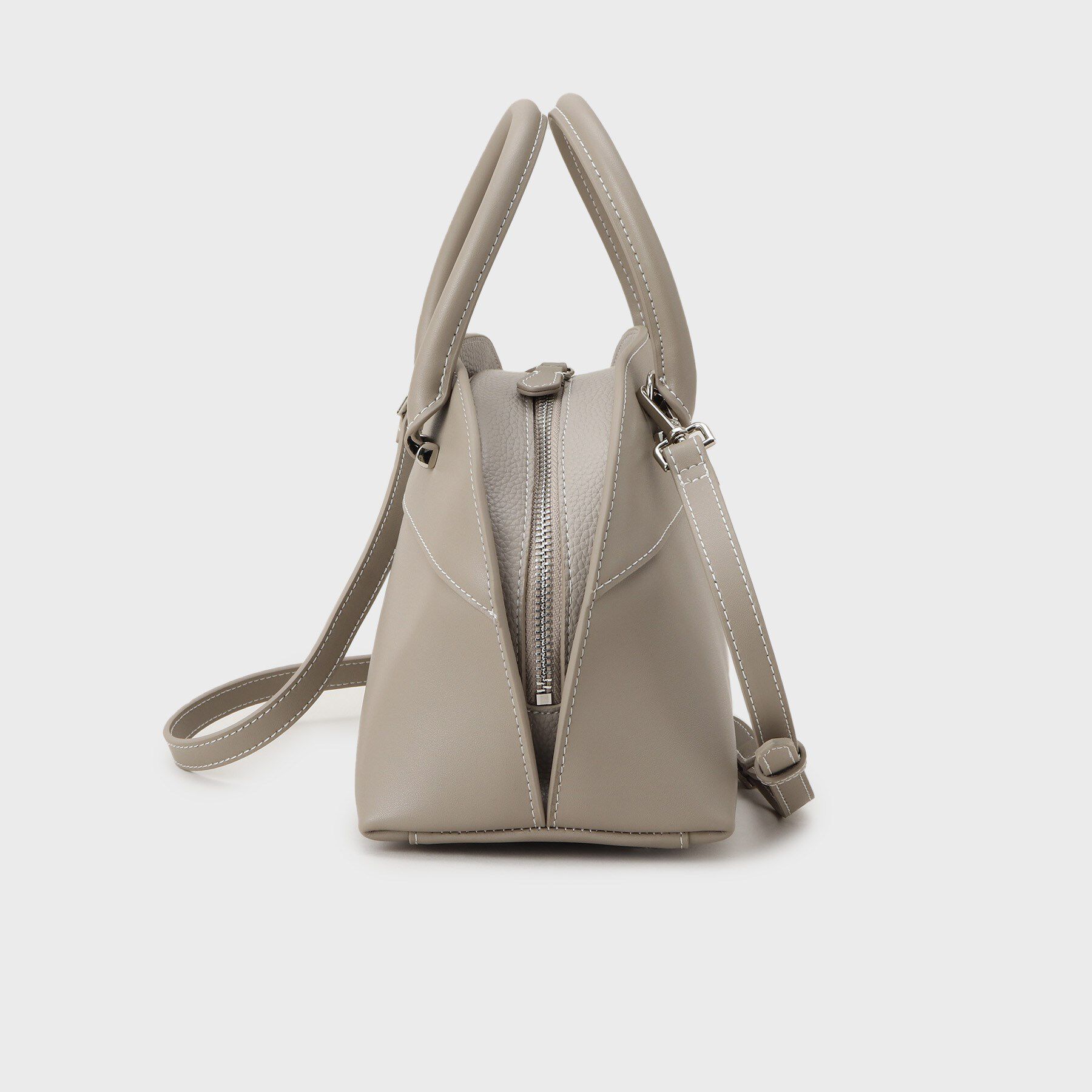 UNTITLED「スプリットレザーラウンドボストンバッグ」|ボストンバッグ|