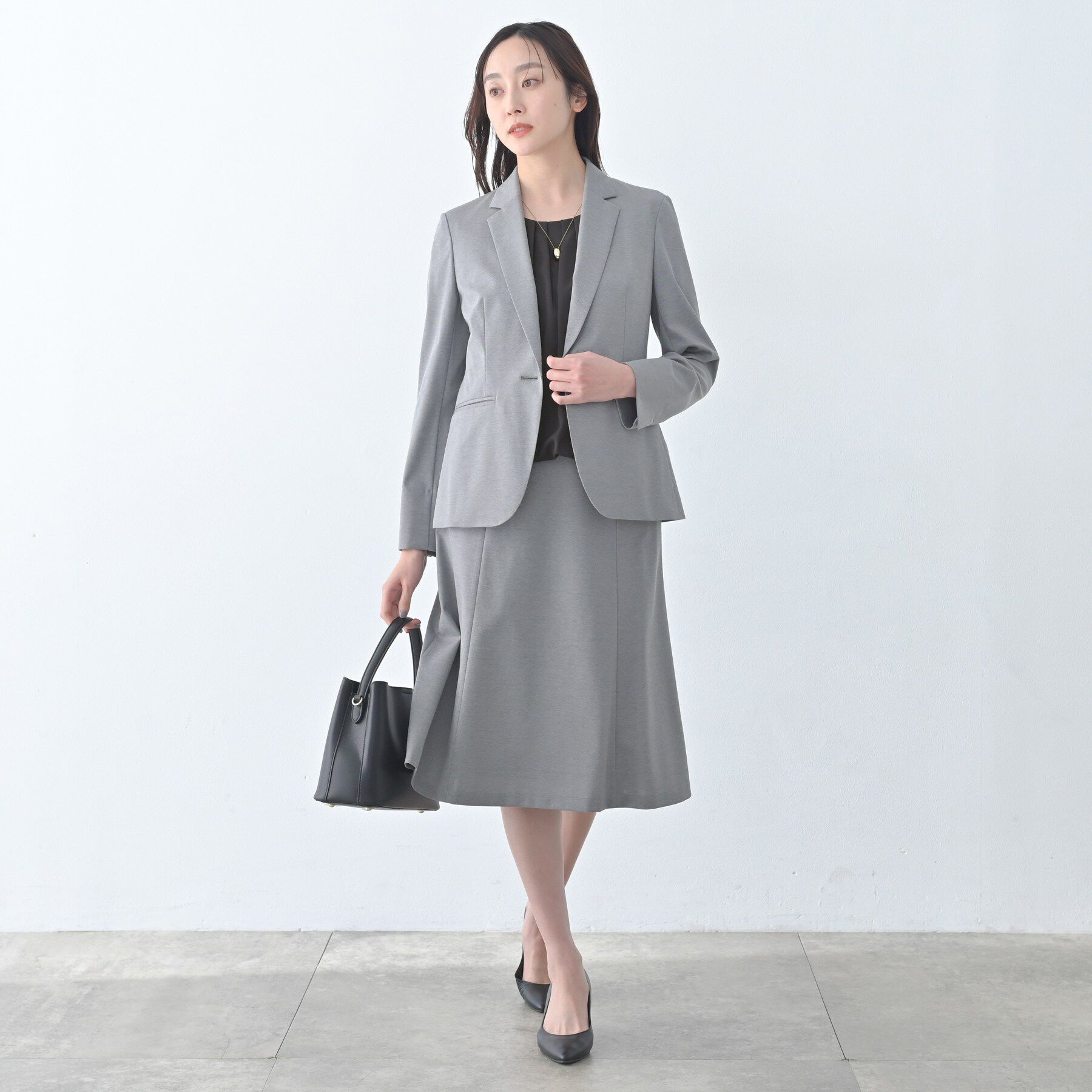 UNTITLED「パウダリータックブラウス」|シャツ・ブラウス|