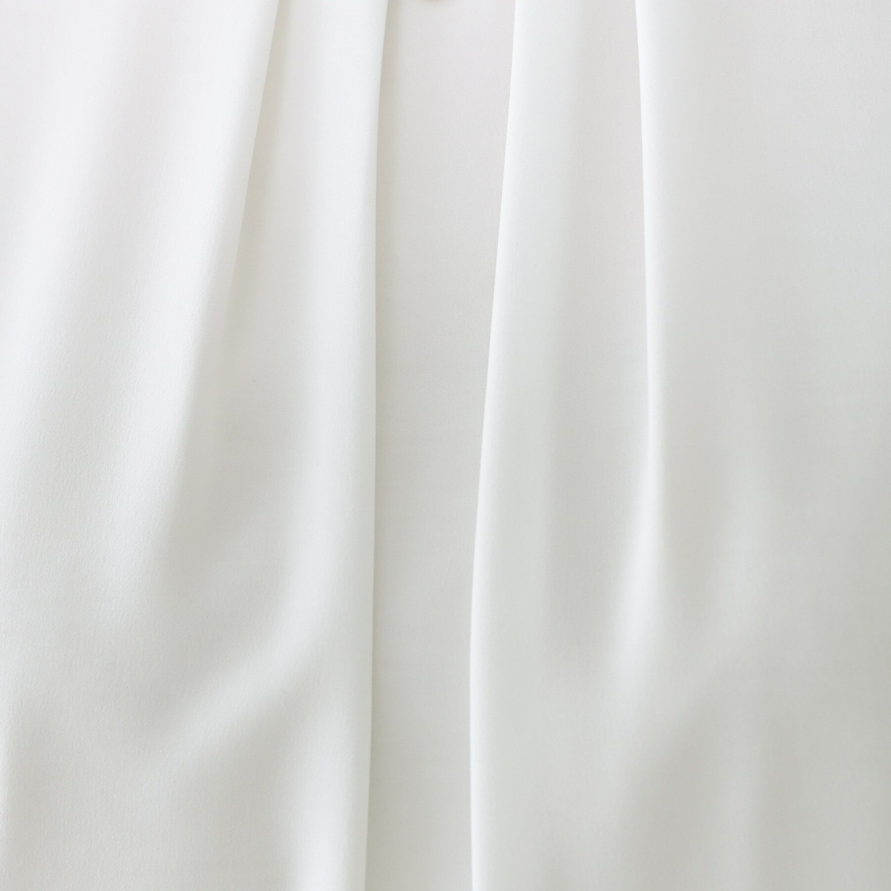 UNTITLED「パウダリータックブラウス」|シャツ・ブラウス|