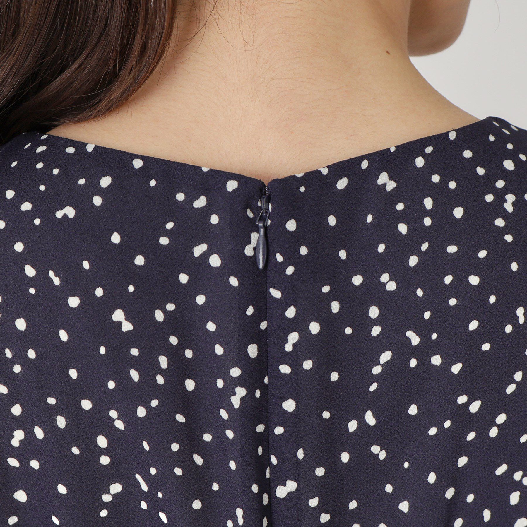 COUP DE CHANCE「【洗える／プリーツ加工】ランダムドットのプリーツワンピース」|ワンピース|