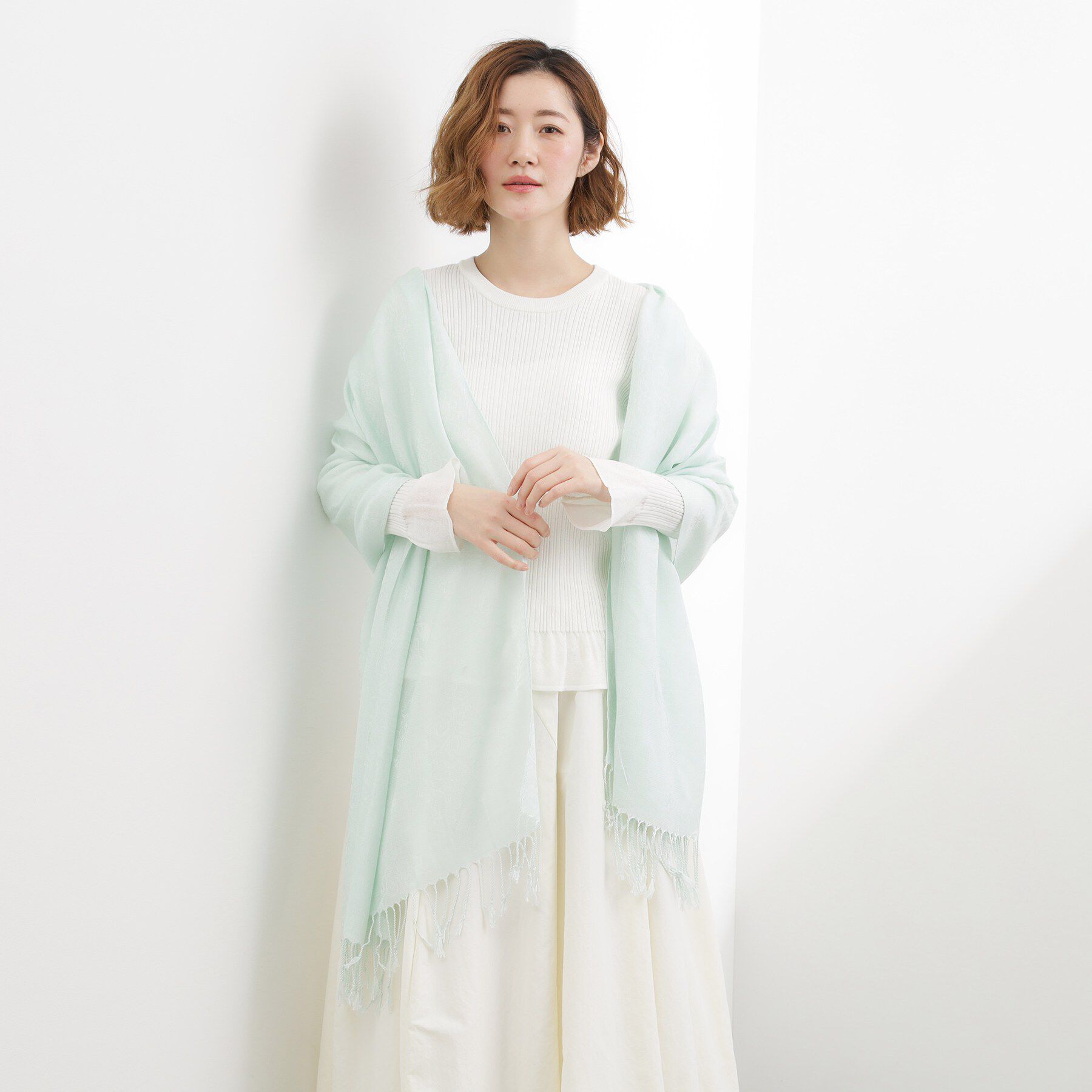 grove「【手洗い・UVカット】ダマスク柄ジャカードストール」|ストール|