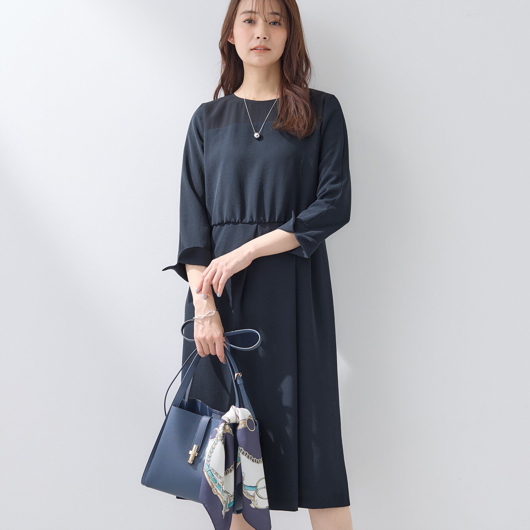 INDIVI「【洗える／SETUP可】着る日傘ヨーク切り替えワンピース」|ワンピース|ネイビー(094)