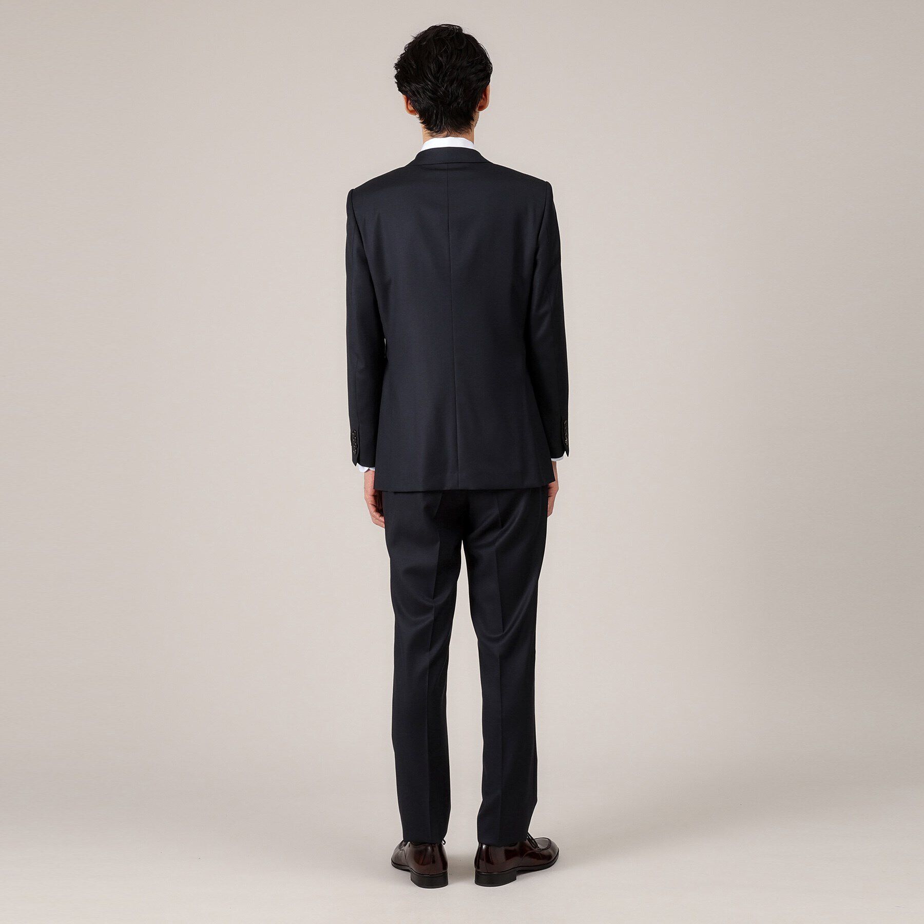 TAKEO KIKUCHI「【DORMEUIL AMADEUS365】無地見え ダイアゴナル スーツ/3ピース対応」|スーツ|