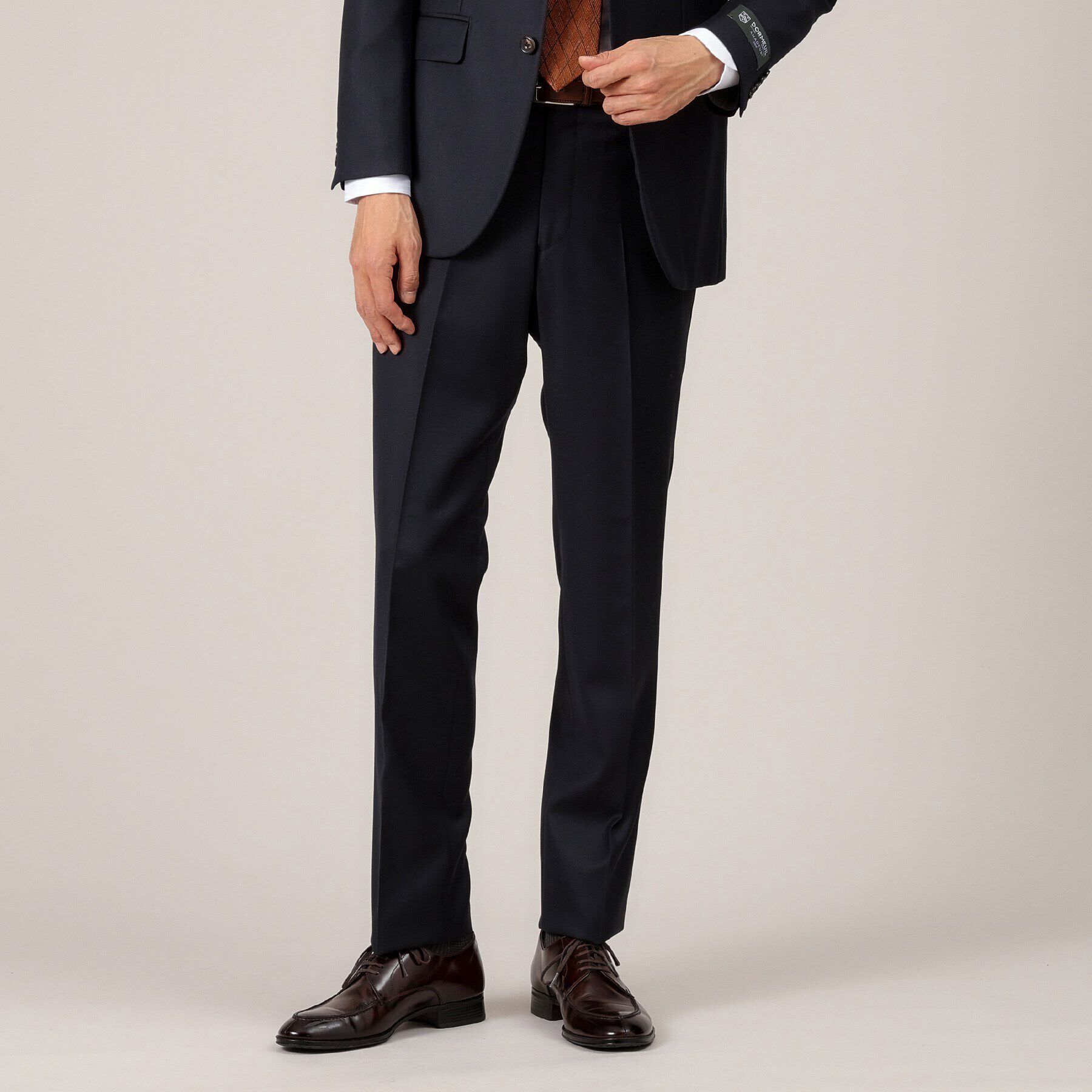 TAKEO KIKUCHI「【DORMEUIL AMADEUS365】無地見え ダイアゴナル スーツ/3ピース対応」|スーツ|