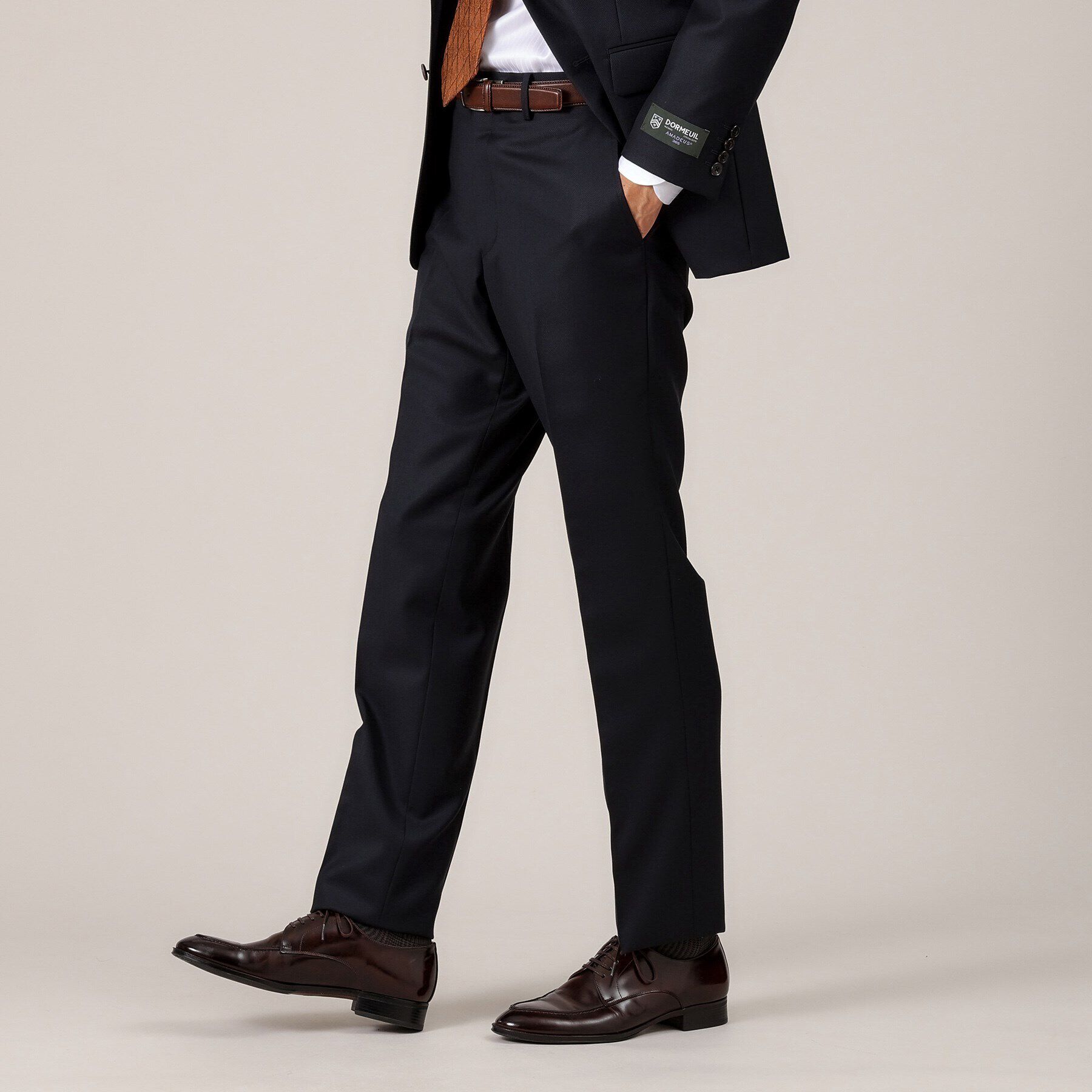 TAKEO KIKUCHI「【DORMEUIL AMADEUS365】無地見え ダイアゴナル スーツ/3ピース対応」|スーツ|