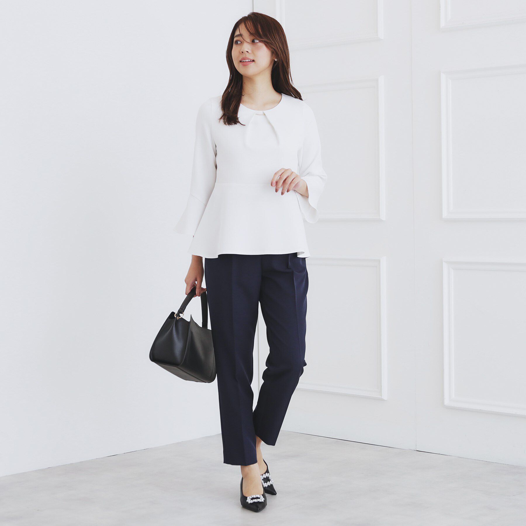 index「＜通勤・セレモニー/セットアップ対応＞フレアスリーブブラウス【洗濯機洗い可/ストレッチ/イージーアイ」|シャツ・ブラウス|