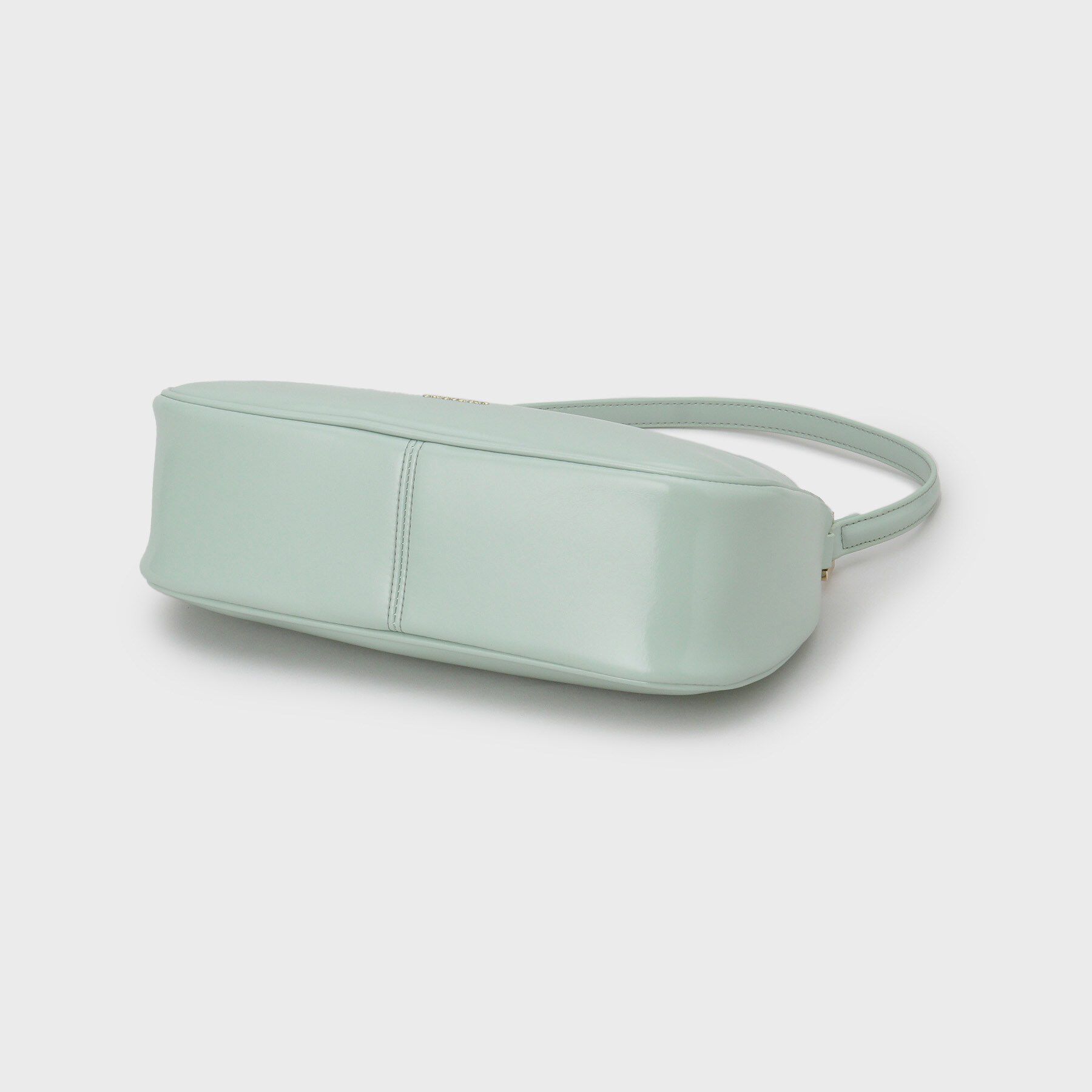 OPAQUE.CLIP「スラッシュポケットショルダーバッグ」|ショルダー・メッセンジャー|