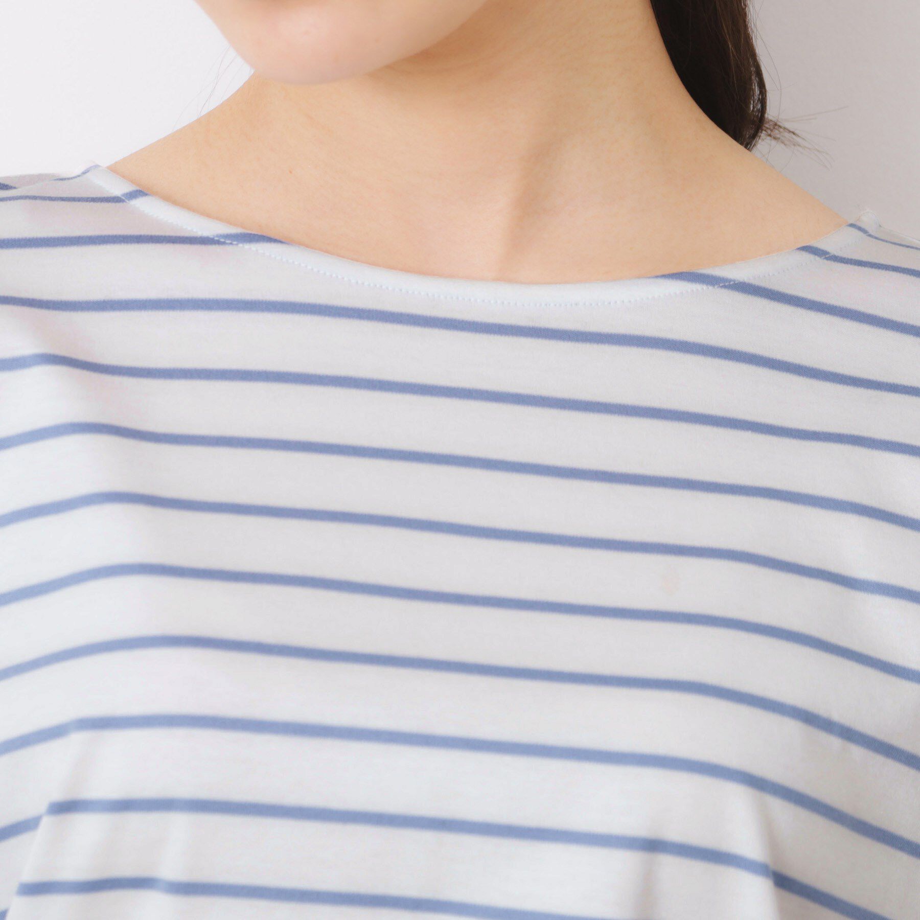 Couture broach「【接触冷感・洗える・UV機能付き・二の腕カバー】デイジー＆リボン エンブロドルマントップス」|Tシャツ・カットソー|