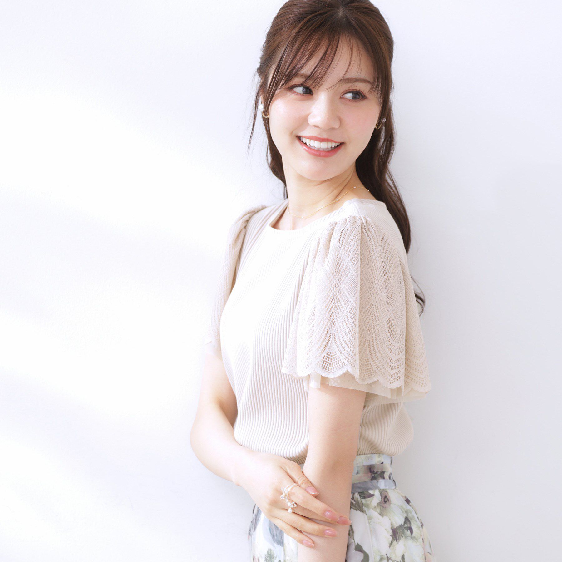 Couture broach「【二の腕カバー・通勤】レース袖テレコトップス」|Tシャツ・カットソー|