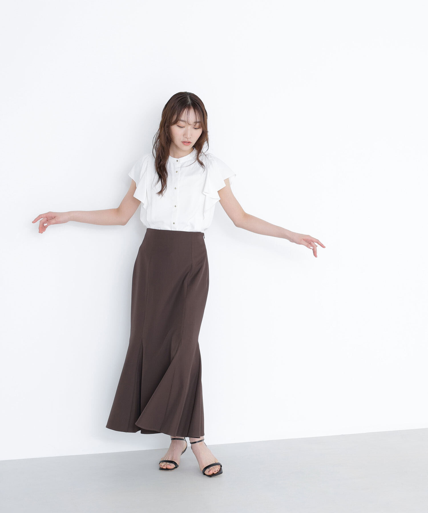  「メタルボタンフリルスリーブブラウス」|シャツ・ブラウス|