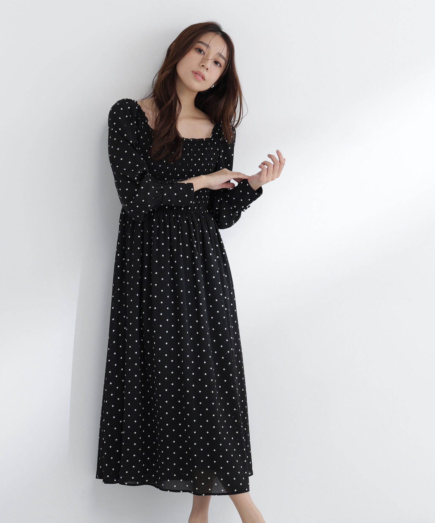  「ドットプリントシャーリングワンピース」|ワンピース|
