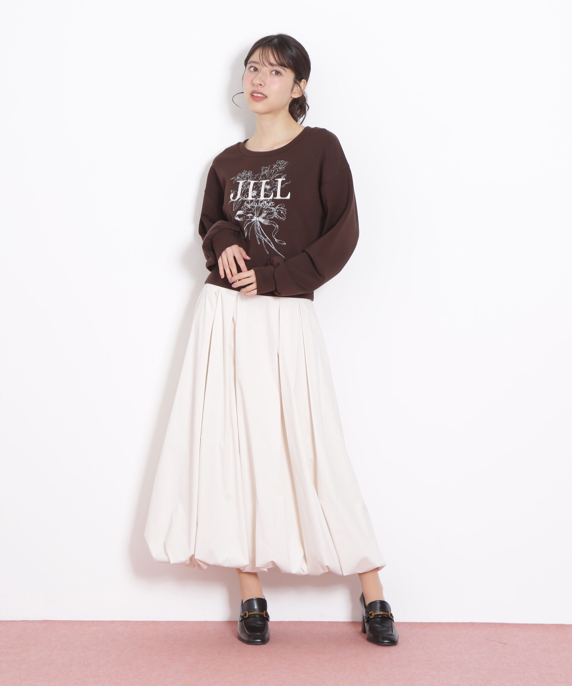  「リボンブーケロゴ刺繍スウェット」|Tシャツ・カットソー|