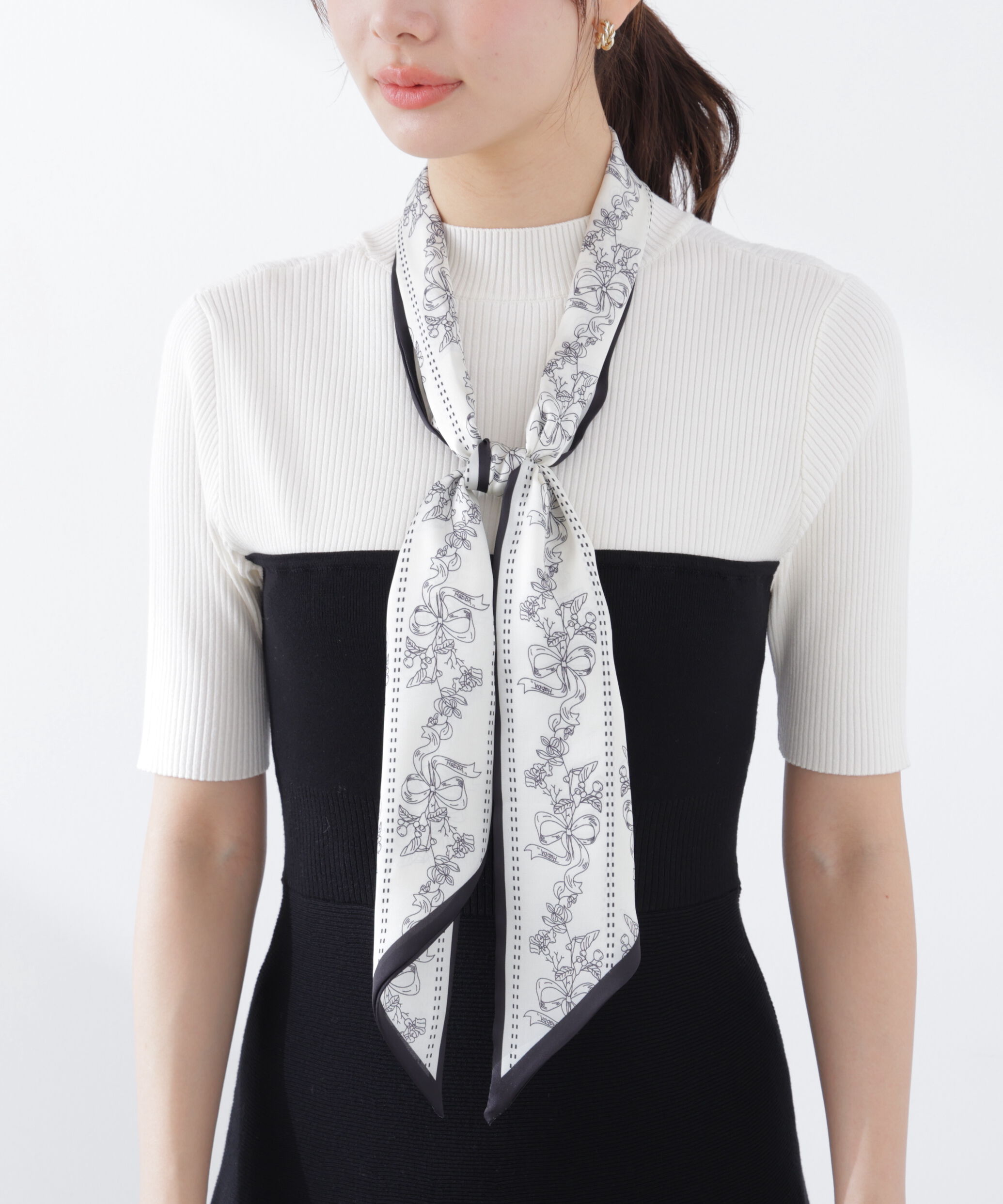 PROPORTION BODY DRESSING「スカーフ付きニットワンピース　26SS」|ワンピース|