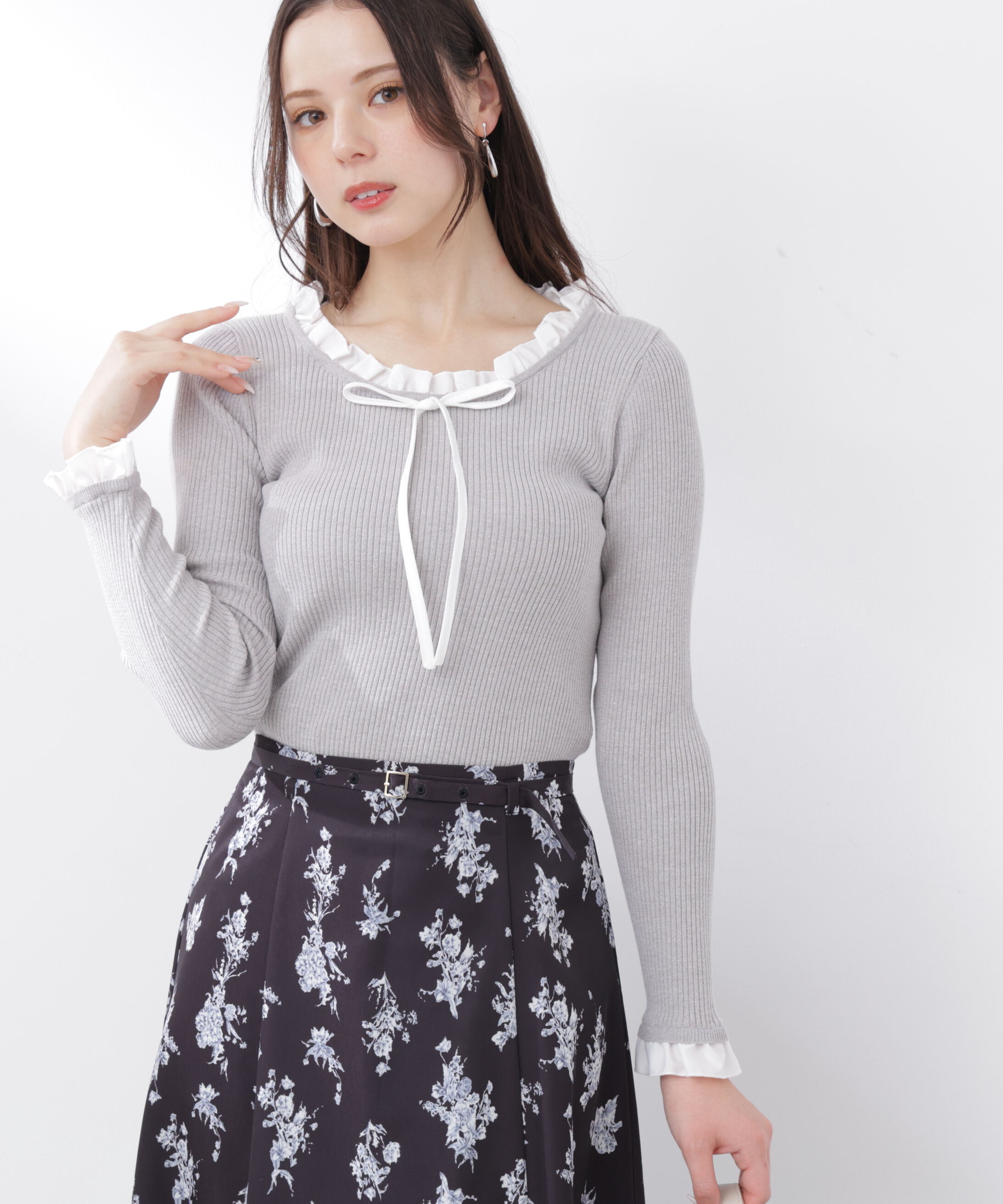 PROPORTION BODY DRESSING「リボン付きフリルニットトップス　26SS」|ニット・セーター|
