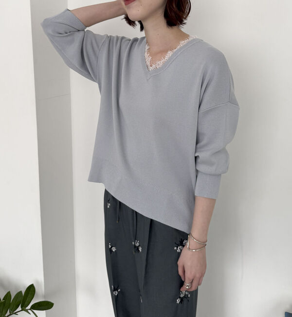 Doux archives「衿レースＶネックニットプルオーバー」|ニット・セーター|SILVER GRAY