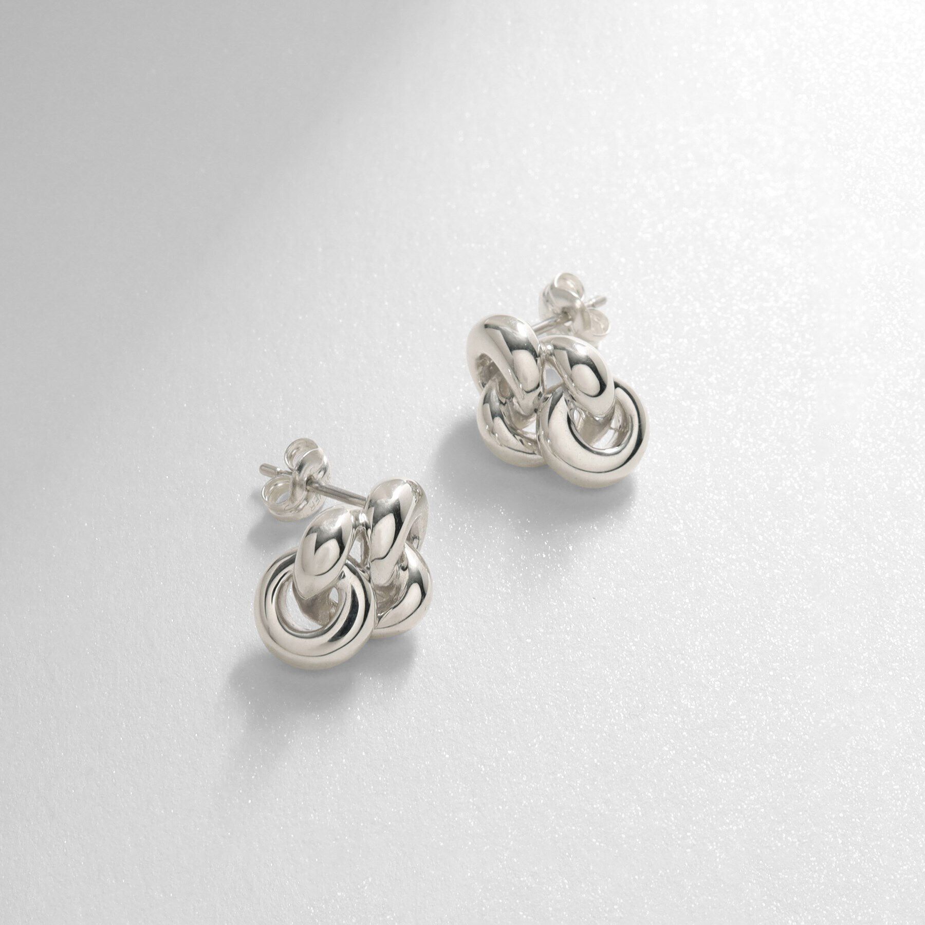 COCOSHNIK ONKITSCH「シルバー ニッティングモチーフ ピアス」|ピアス|