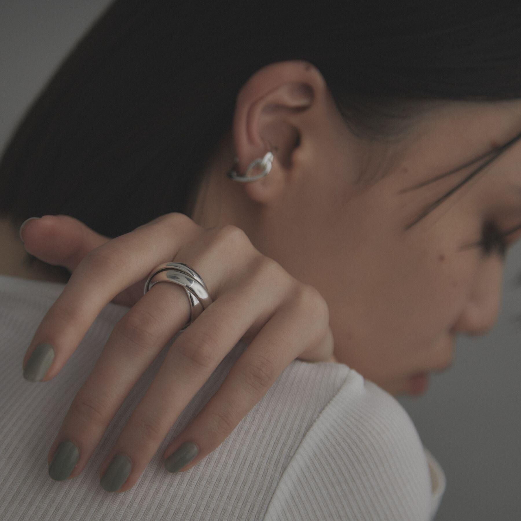 COCOSHNIK ONKITSCH「シルバー ボリュームリング ドームトリプル リング」|リング|