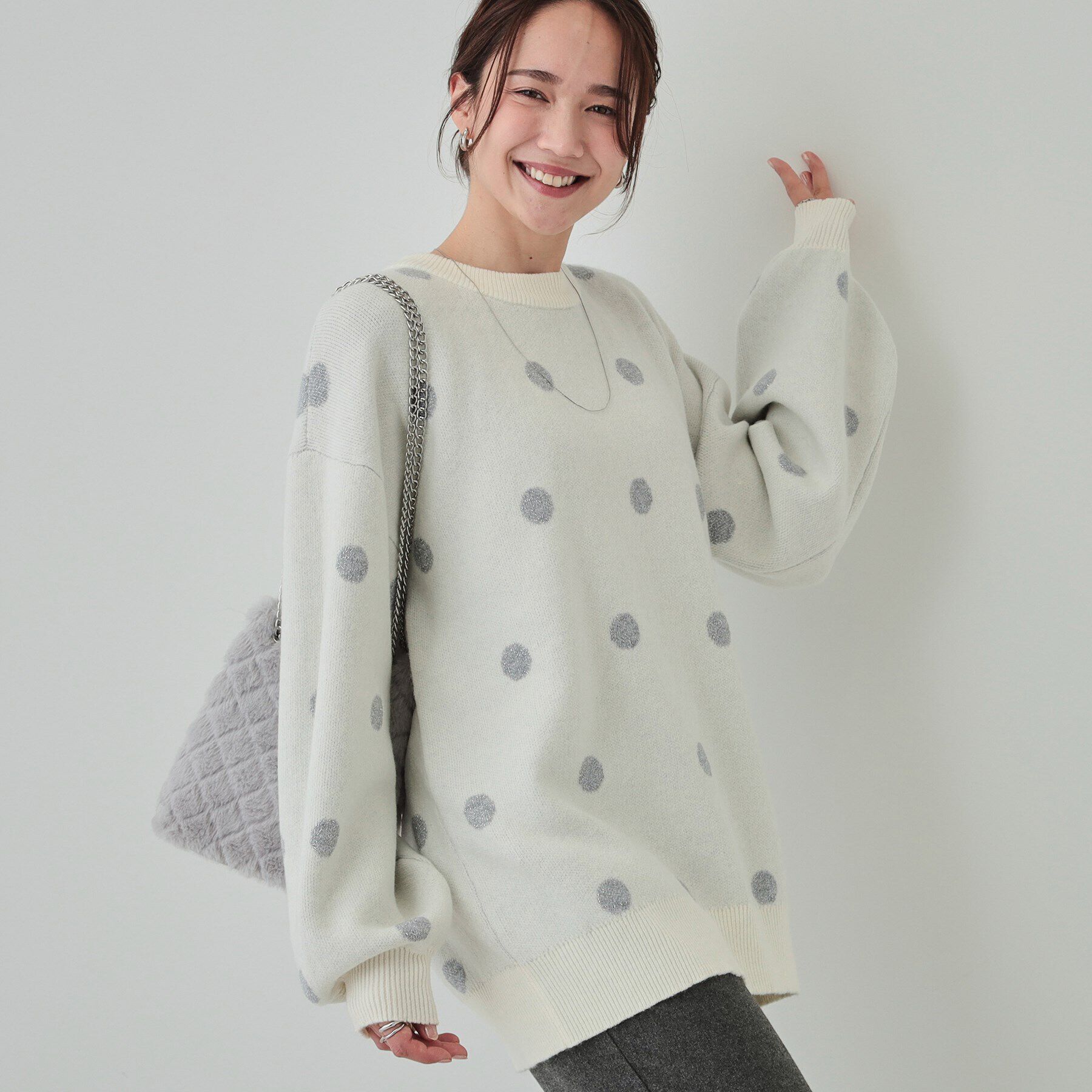 SHOO･LA･RUE「【洗える/S-LL】 ドット柄が目を惹く ゆったりジャカードニット」|ニット・セーター|オフホワイト(103