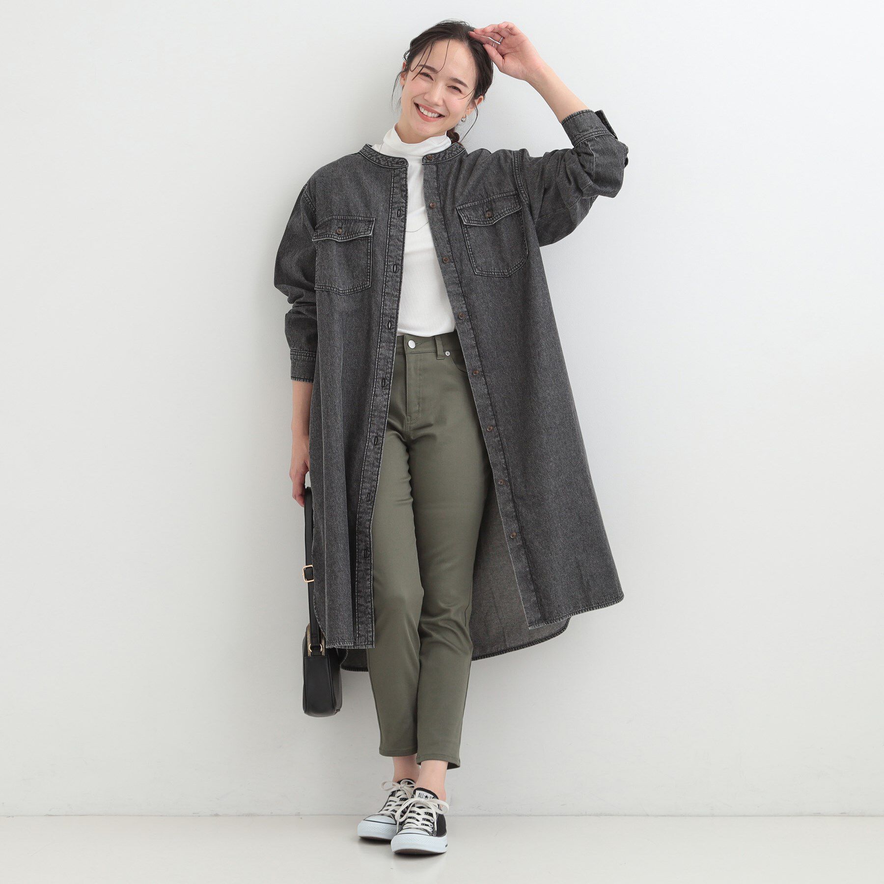 SHOO･LA･RUE「【ライトオンスデニム/S-LL】体型カバーにも ロングデニムシャツワンピース」|ワンピース|