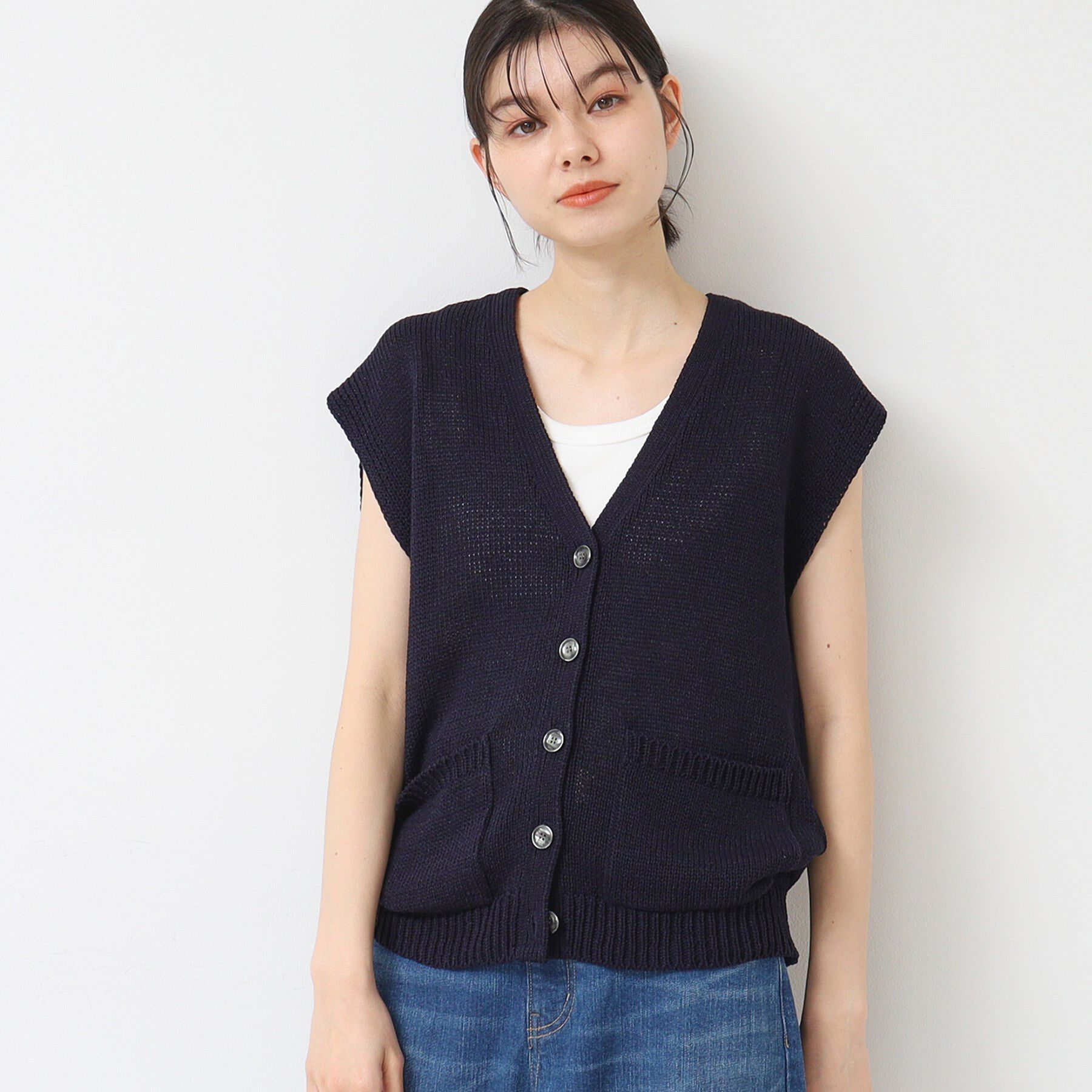 Dessin「【日本製】ボタン付きニットベスト」|ベスト・ジレ|ネイビー(094)