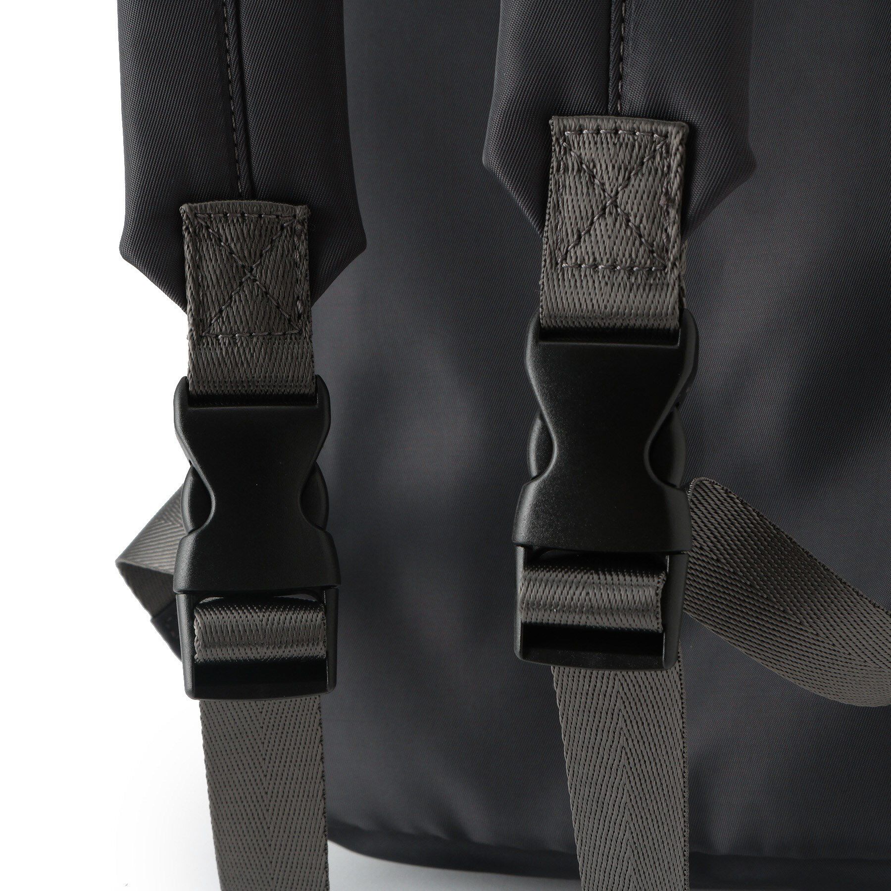 ITS&rsquo;DEMO「撥水13ポケットコンビリュック」|リュック|