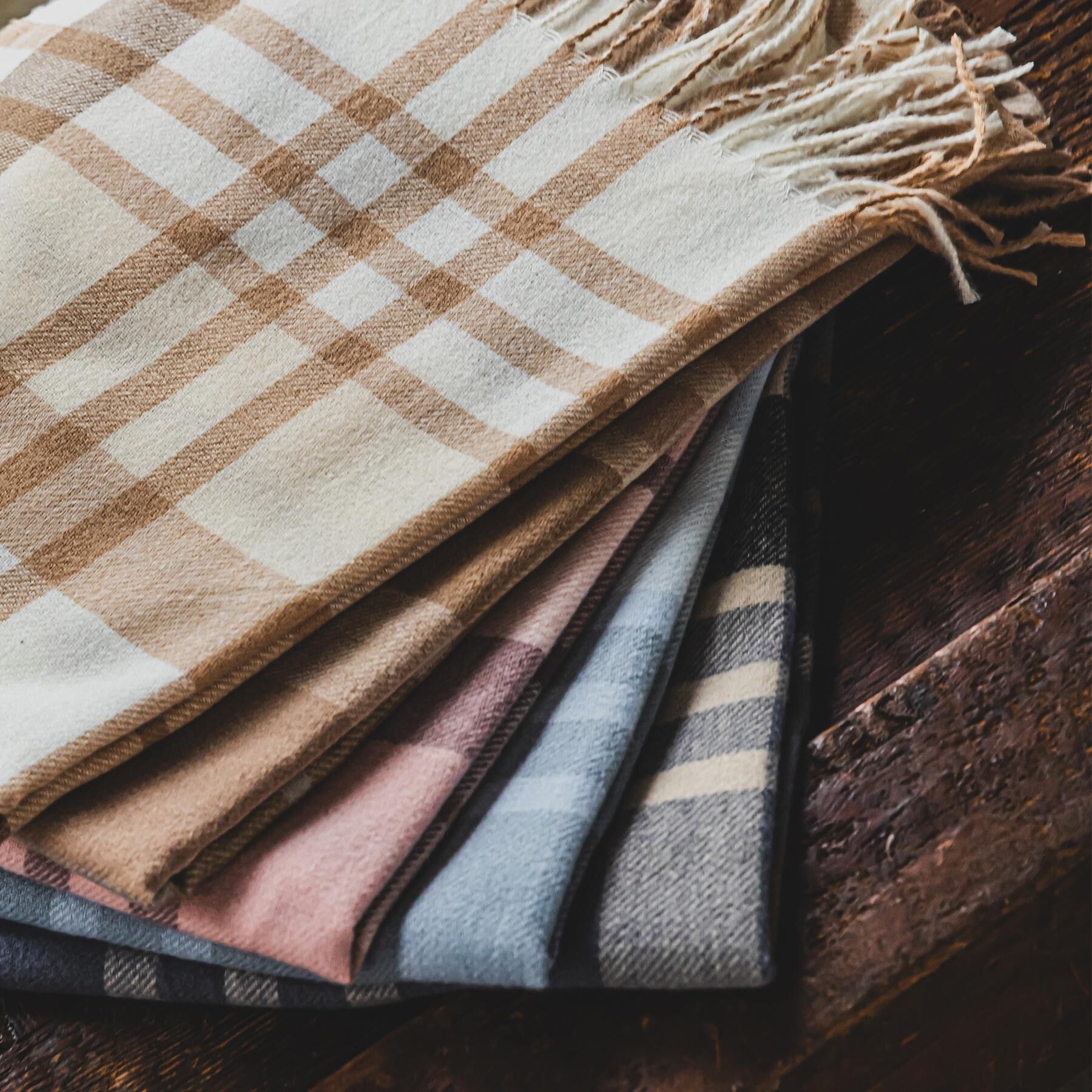 ITS&rsquo;DEMO「【洗濯可】クリーミータッチ60幅チェックストール」|ストール|