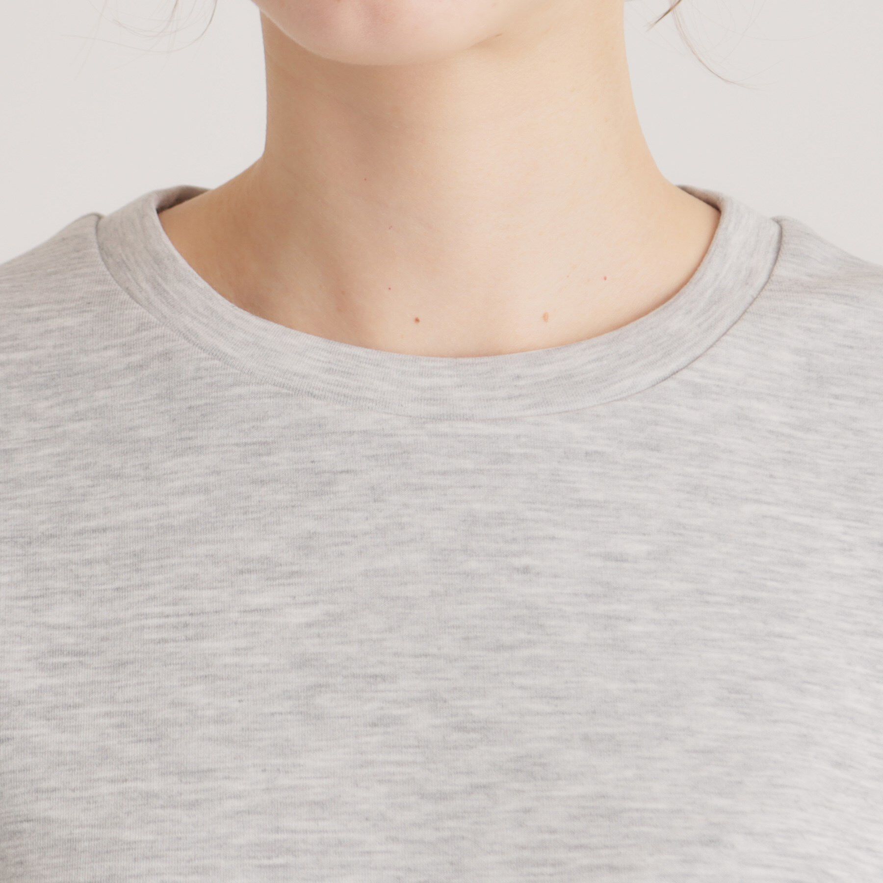 SunaUna「【一足お先に春気分／袖チュールフラワー】ダンボールプルオーバー」|Tシャツ・カットソー|