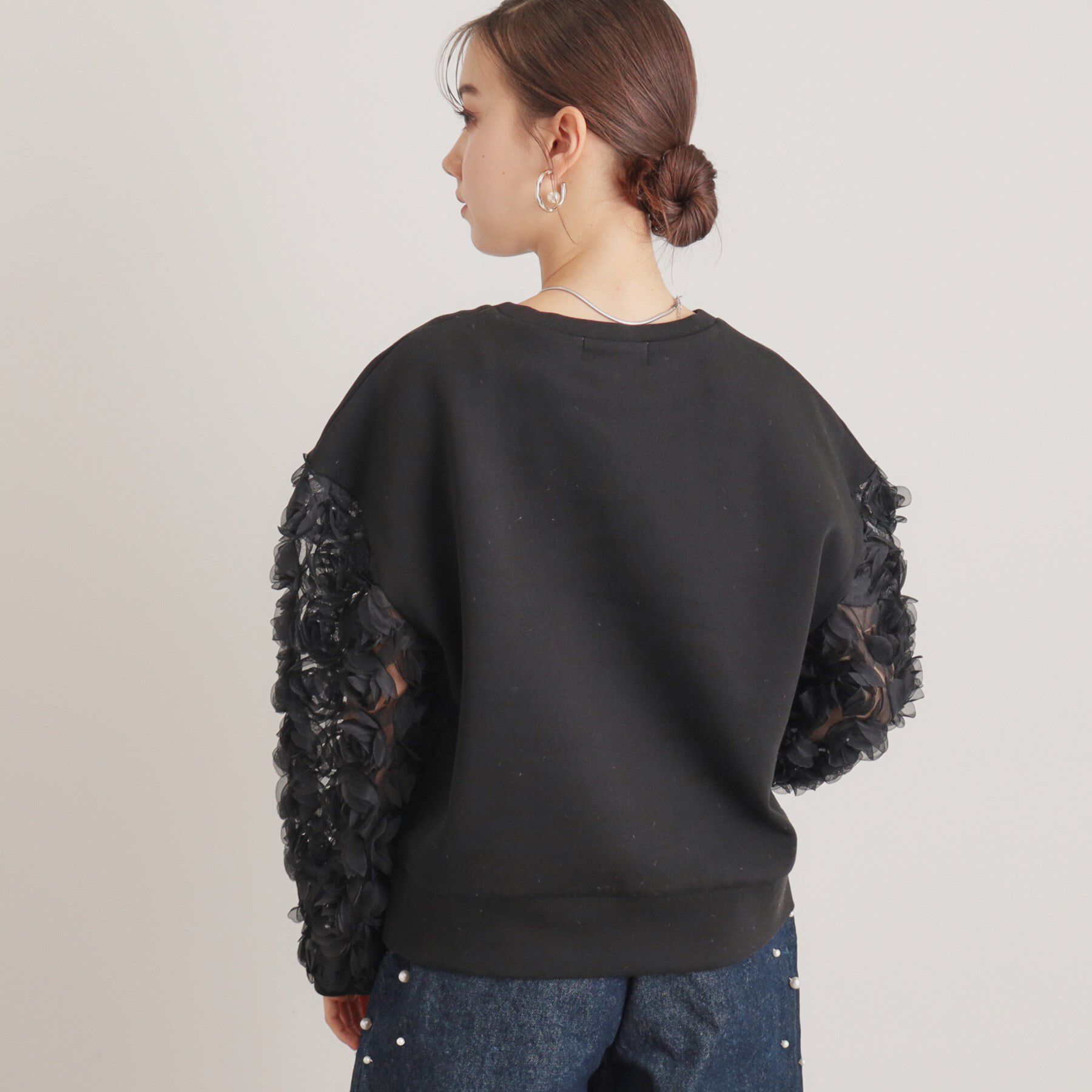 SunaUna「【一足お先に春気分／袖チュールフラワー】ダンボールプルオーバー」|Tシャツ・カットソー|