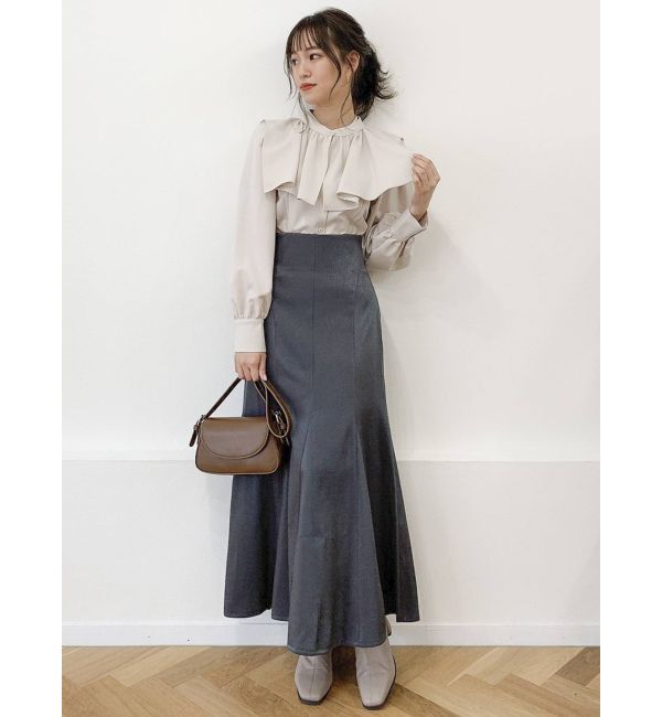 dazzlin「【吉田朱里コラボ】グロッシーセミフレアスカート」|スカート|