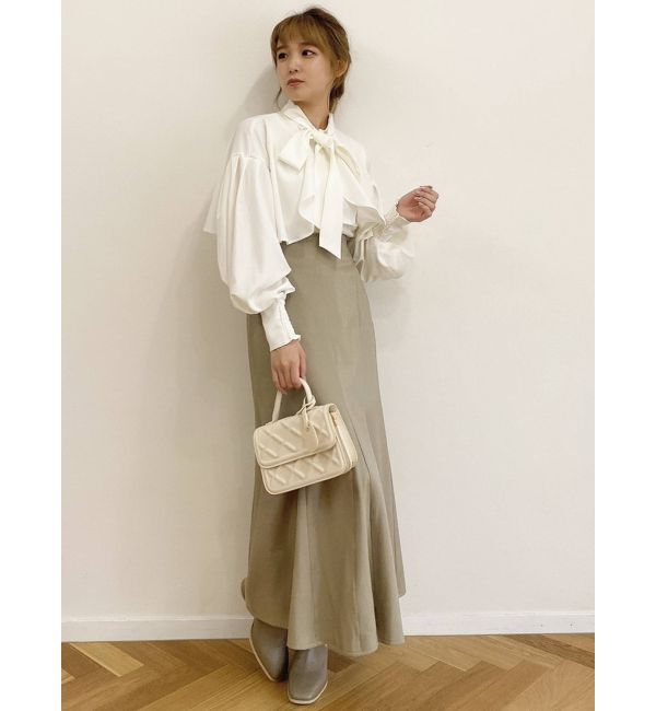 dazzlin「【吉田朱里コラボ】グロッシーセミフレアスカート」|スカート|