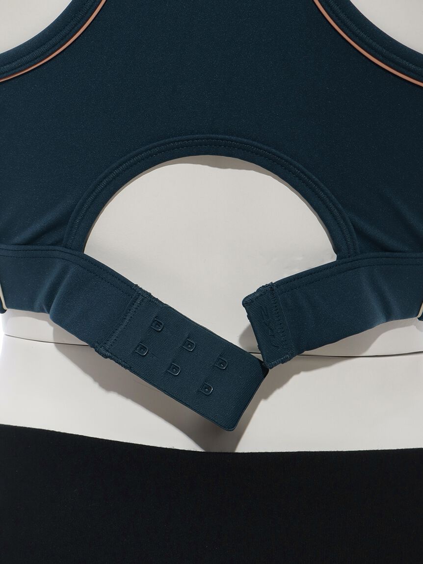 emmi「【2XU】Form Swift Crop」|その他|