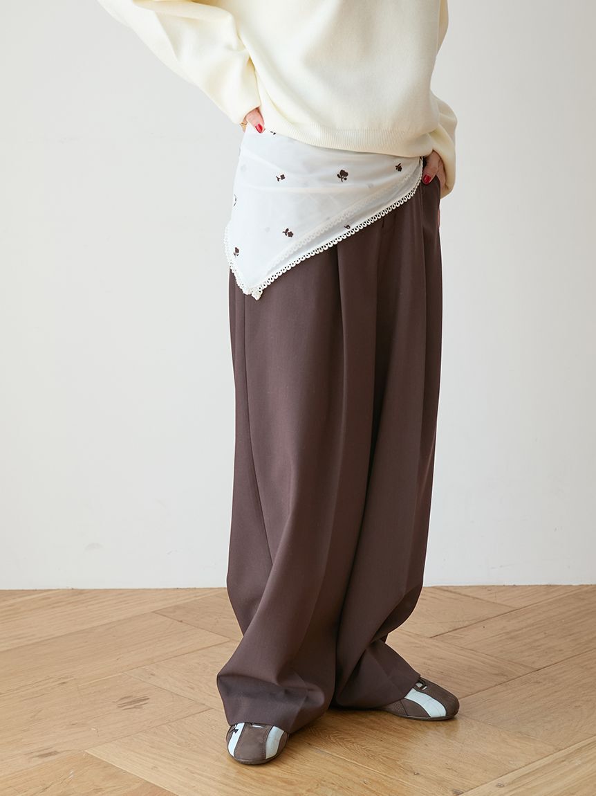 emmi atelier「タックワイドパンツ」|チノ|