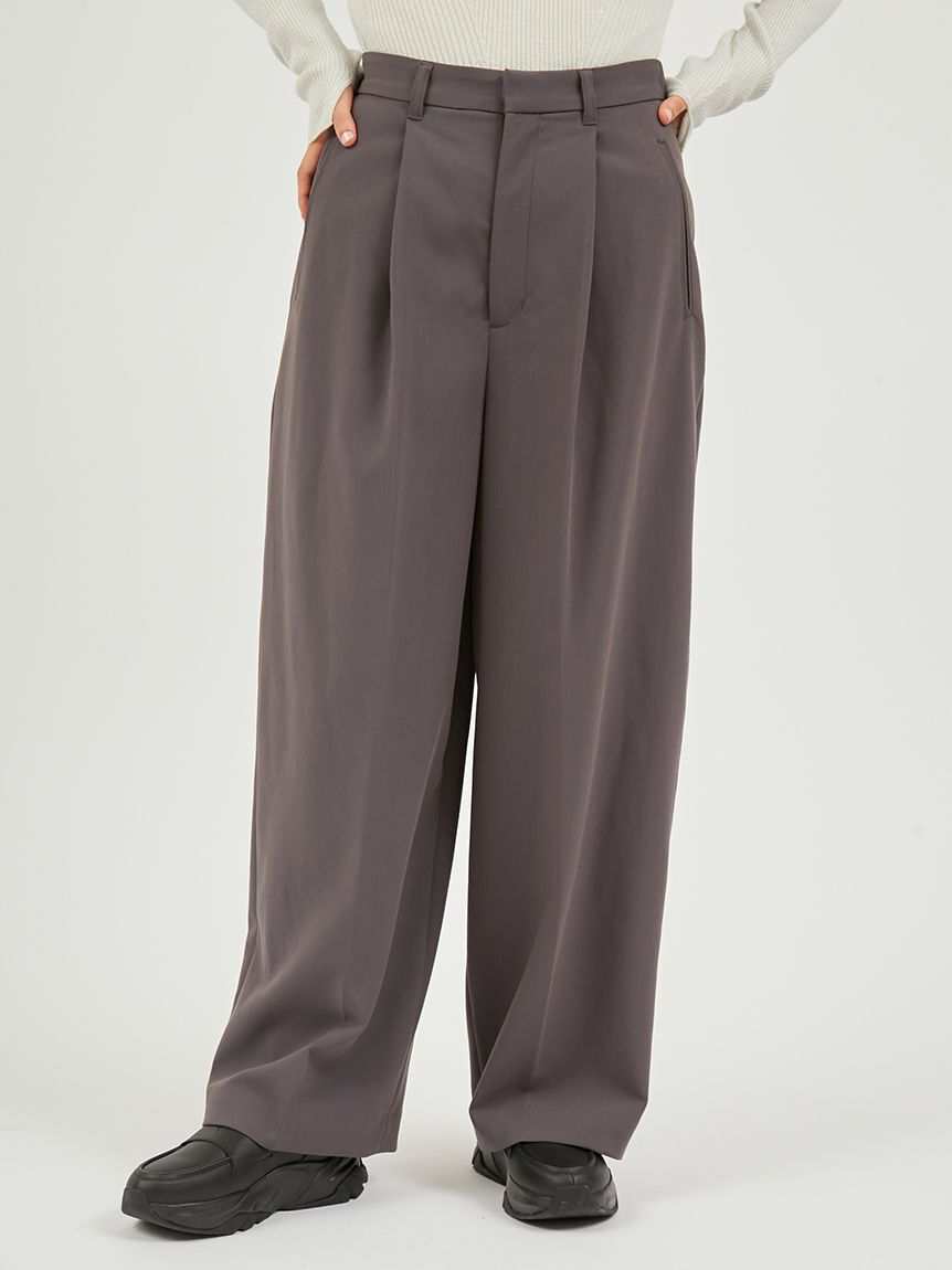 emmi atelier「タックワイドパンツ」|チノ|