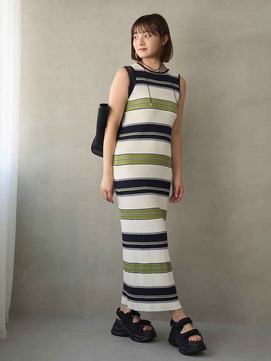 emmi atelier「【ONLINE限定カラーあり】マルチボーダーニットワンピース」|ワンピース|WHT