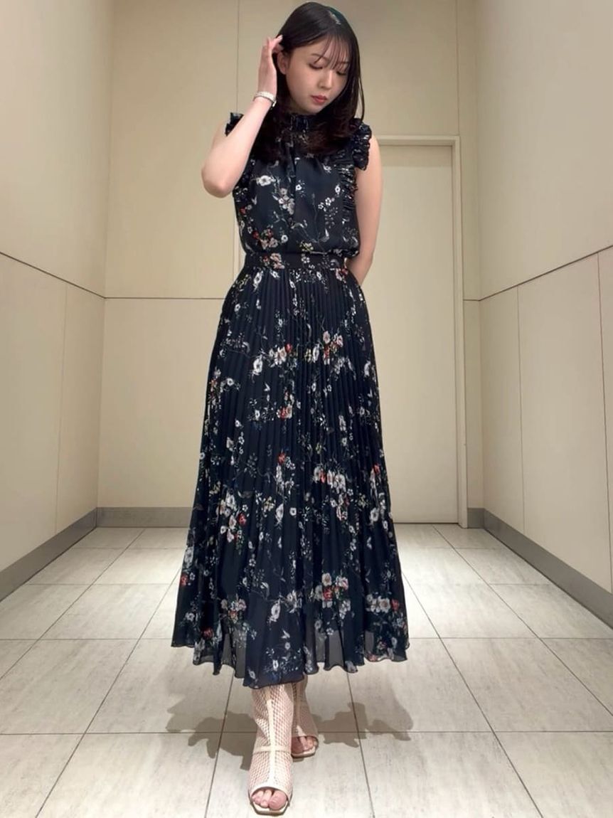 FRAY I.D「フラワープリントプリーツスカート」|スカート|NVY