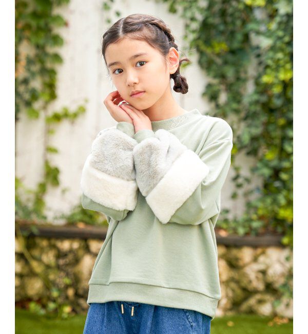 ikka kids「袖ファー刺繍ラインストーンプルオーバー（120~160cm）」|Tシャツ・カットソー|