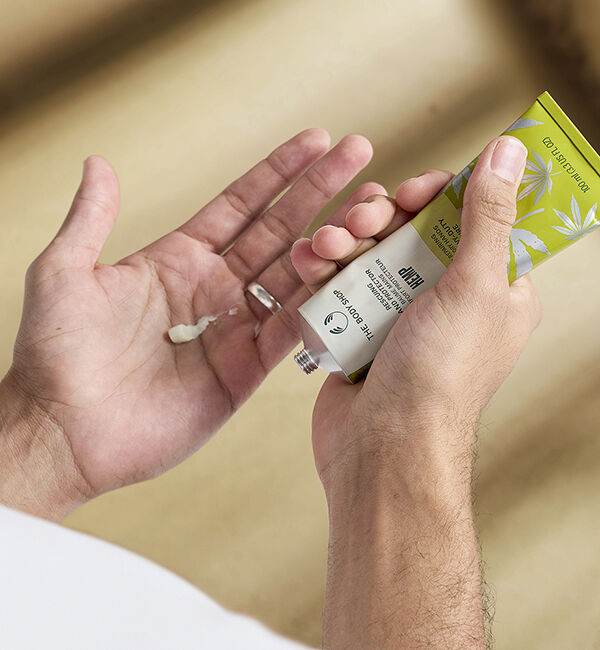 THE BODY SHOP「ハンドクリーム HP 100mL（香り：ヘンプ）」|ハンドケア|