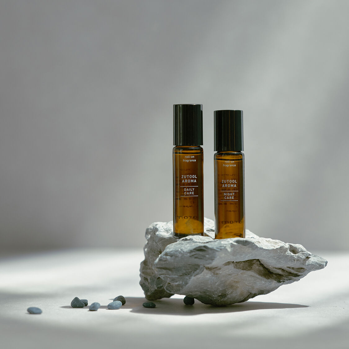 アットアロマ「ロールオンフレグランス ZUTOOL NIGHT CARE 10mL」|アロマ・ルームフレグランス|