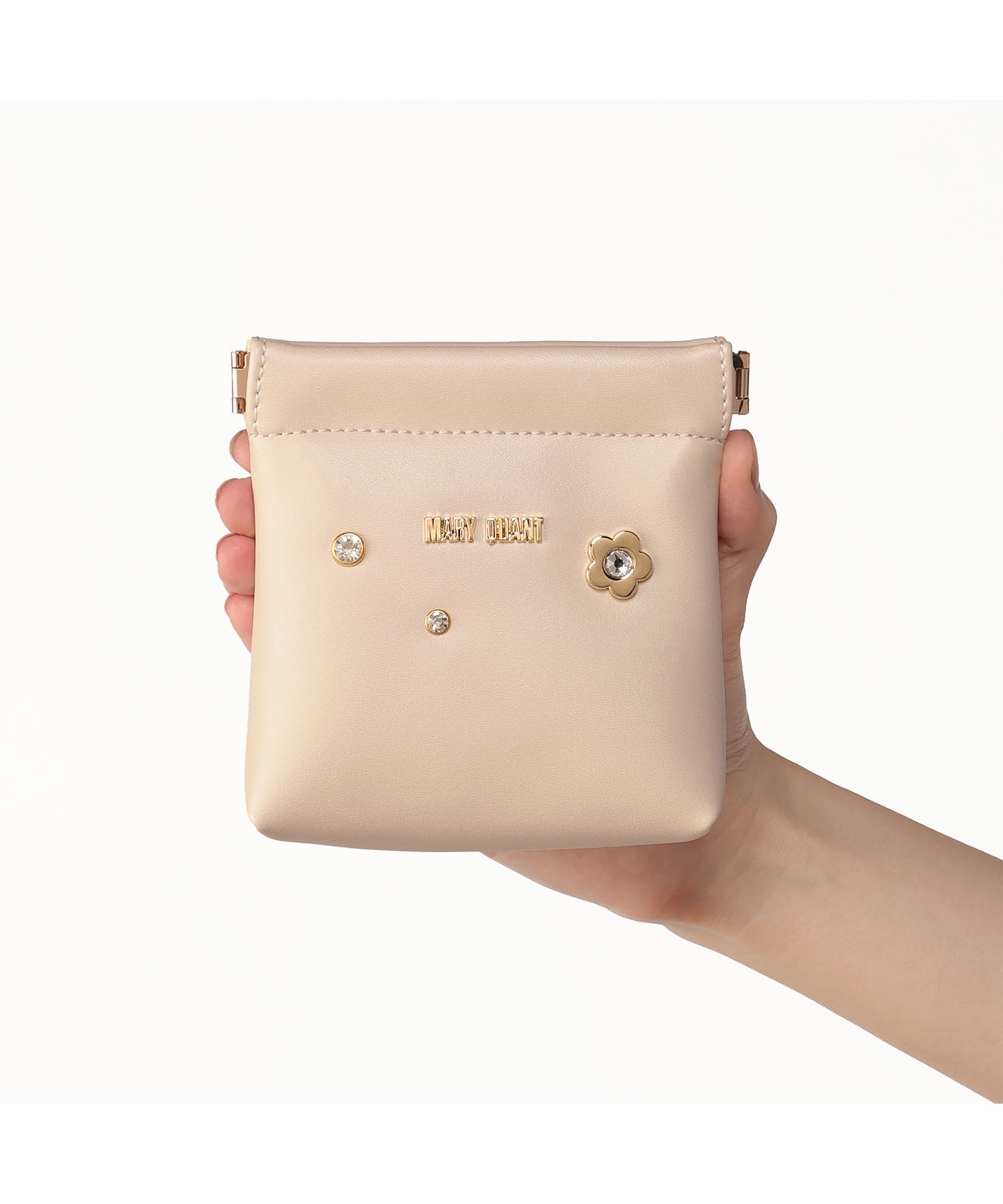 MARY QUANT「メタルビジュー バネクチポーチ」|ポーチ|ベージュ