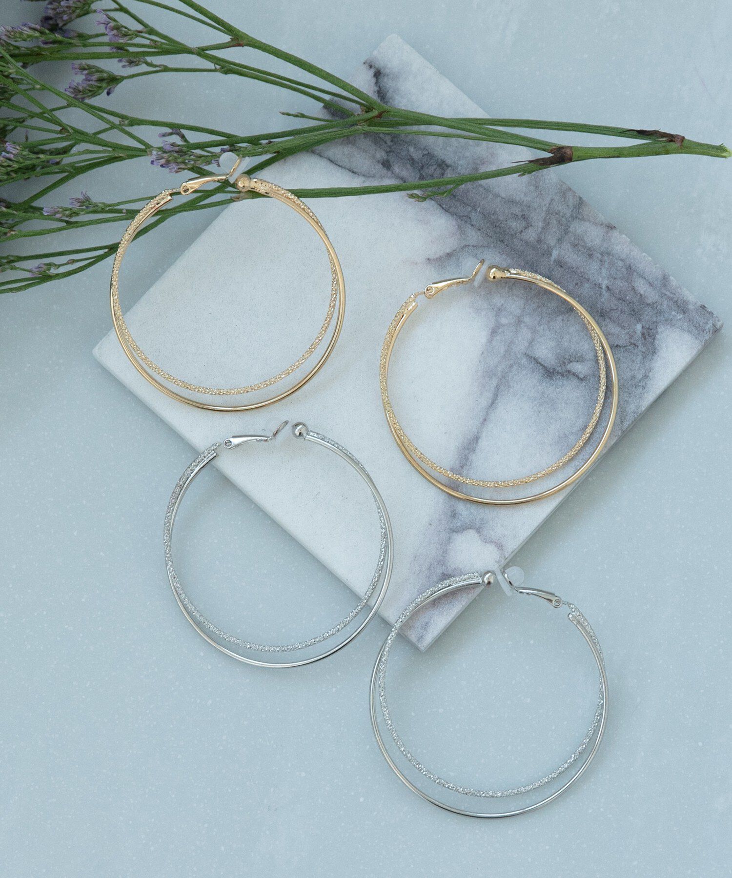 Phoebe「ダブルレイヤードフープイヤリング　ゴールド」|イヤリング|