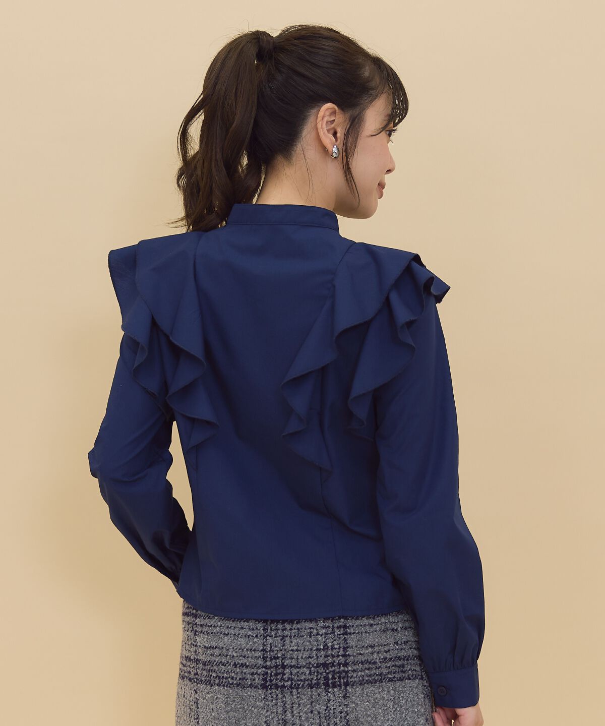 REDYAZEL「ショルダーフリルスタンドシャツ」|シャツ・ブラウス|