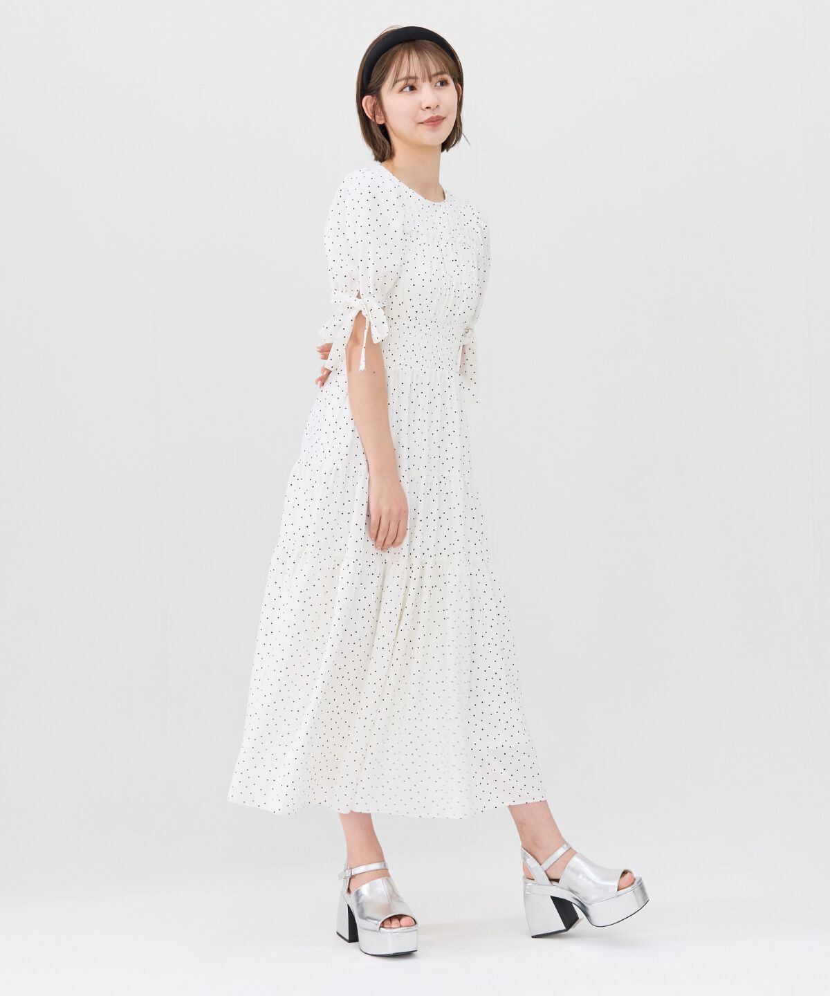 REDYAZEL「リボンスリーブティアードワンピース」|ワンピース|白系幾何､ﾊﾟﾈﾙ柄