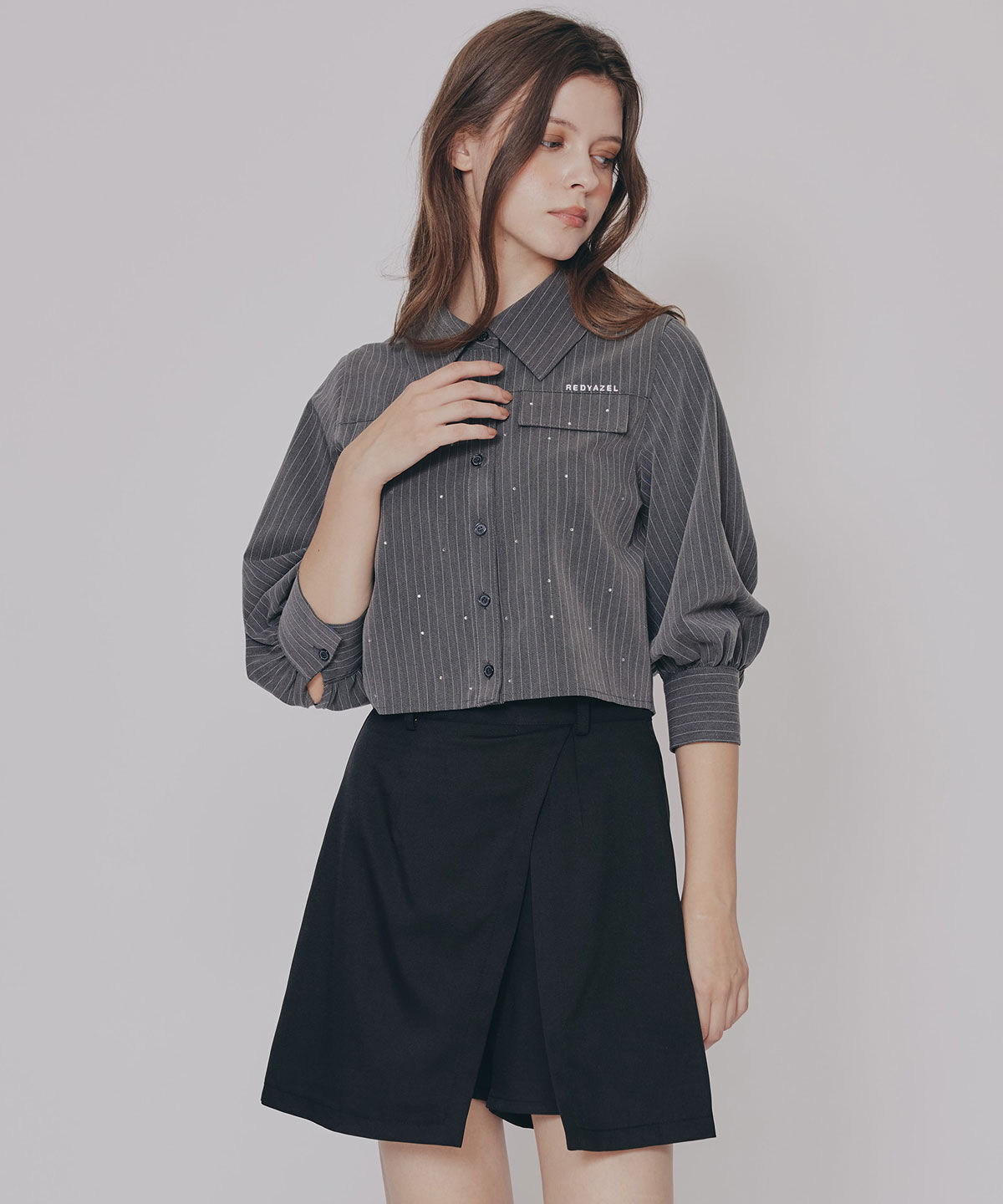 REDYAZEL「ビジューロゴストライプシャツブラウス」|シャツ・ブラウス|