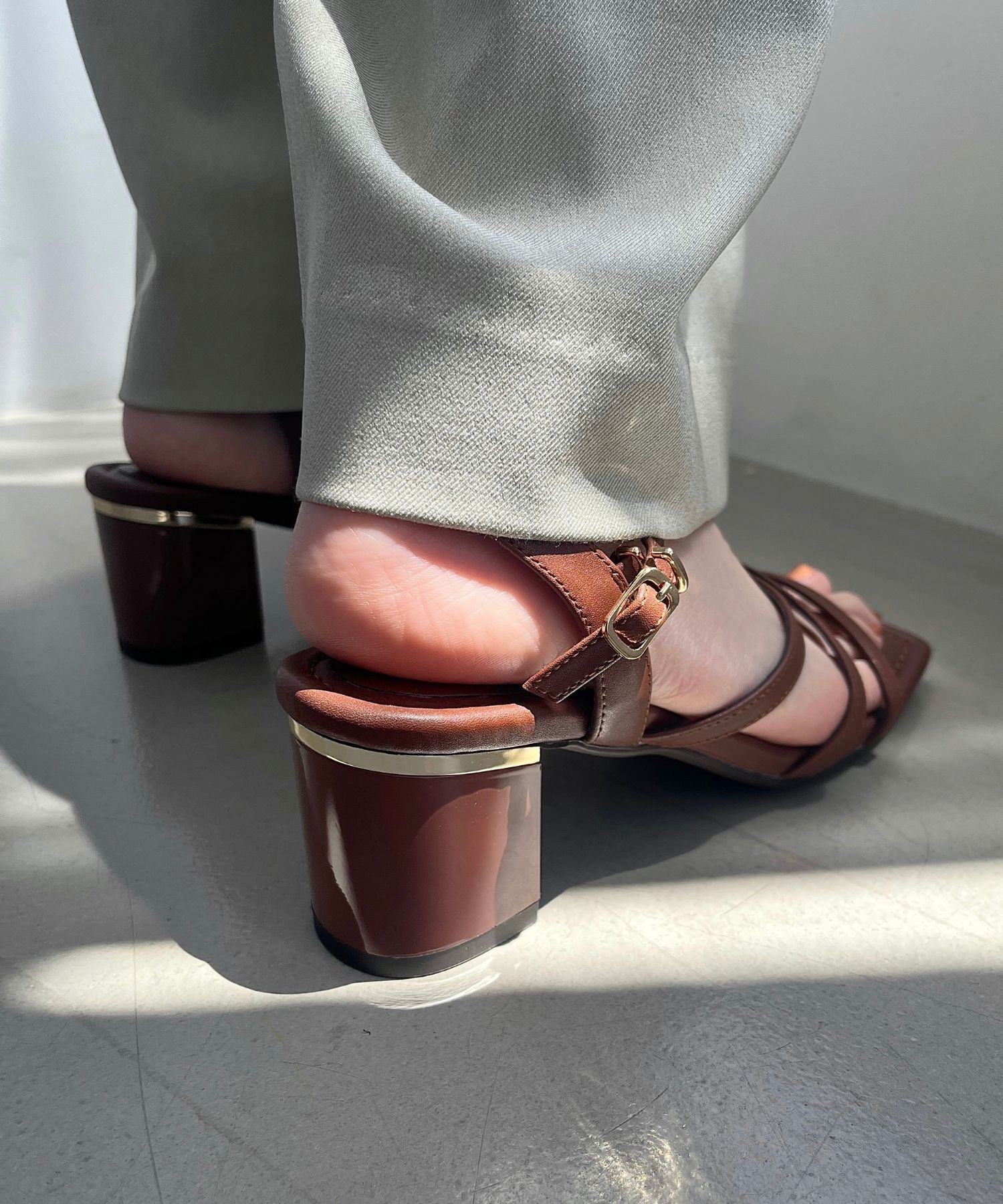 ORiental TRaffic「アシンメトリーストラップヒールサンダル/51230 サンダル 人気 トレンド ヒール6.7cm」|サンダル|