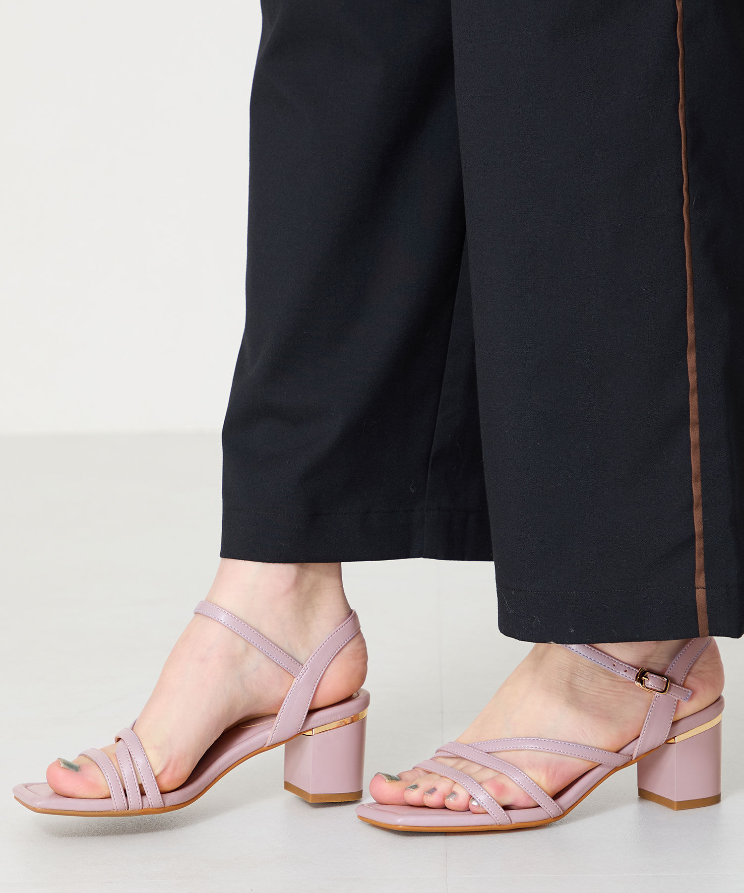 ORiental TRaffic「アシンメトリーストラップヒールサンダル/51230 サンダル 人気 トレンド ヒール6.7cm」|サンダル|