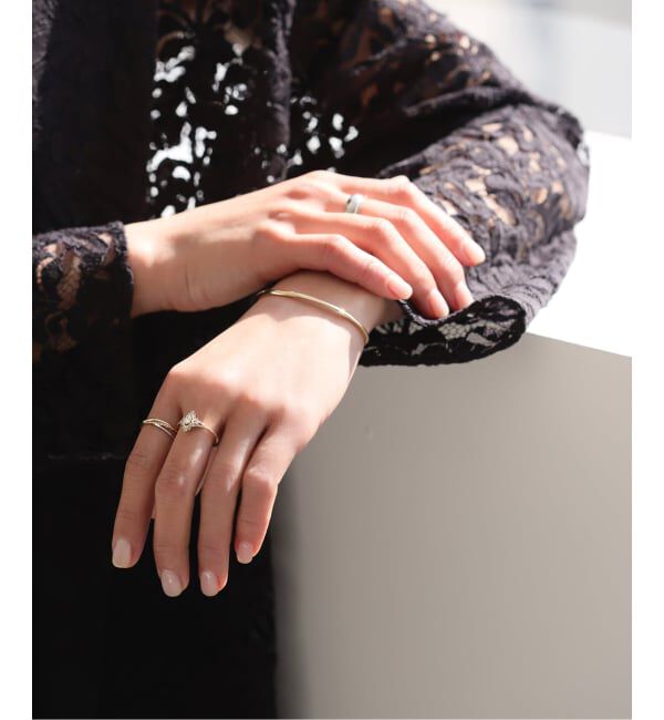 Lilas by Spick&Span「《予約》2.5パイプC型バングル K10」|ブレスレット・バングル|